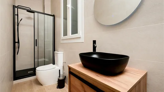 Rooms in Madrid Centro - photo 9