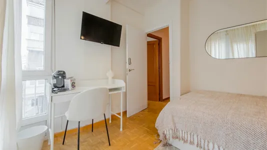 Rooms in Madrid Tetuán - photo 5