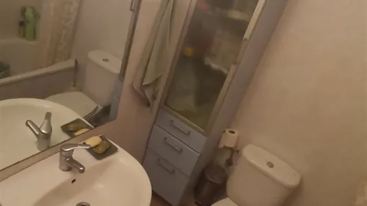 Rooms in Barcelona Sants-Montjuïc - photo 7