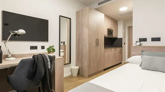 Apartments in Badalona - photo 5