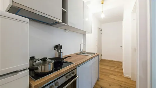Rooms in Berlin Mitte - photo 9