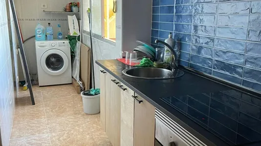 Rooms in Las Palmas de Gran Canaria - photo 4