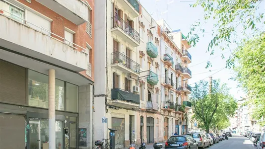 Rooms in Barcelona Sants-Montjuïc - photo 8