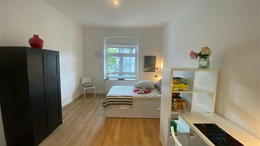 Apartments in Cologne Innenstadt - photo 2