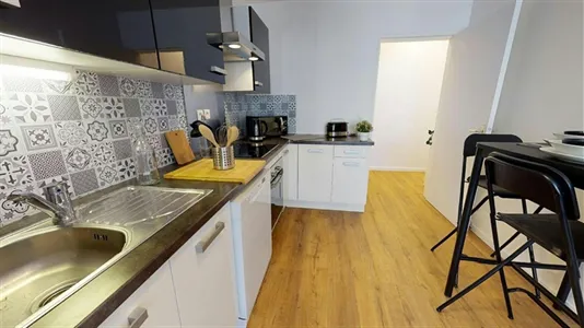 Rooms in Lyon - photo 6