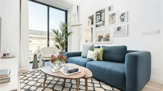 Apartments in Barcelona Eixample - photo 4