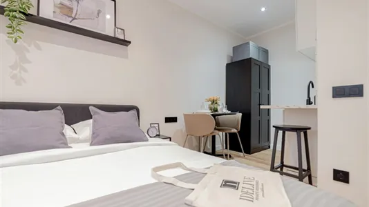 Rooms in Barcelona Sarrià-St. Gervasi - photo 4