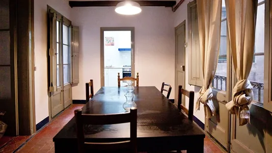 Rooms in Barcelona Ciutat Vella - photo 6