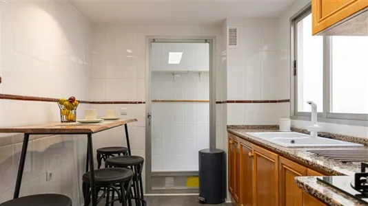 Rooms in Valencia Algirós - photo 10