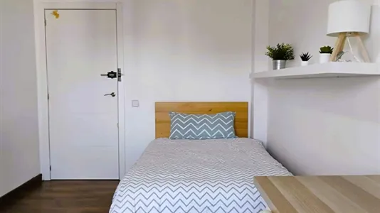 Rooms in Alcalá de Henares - photo 4