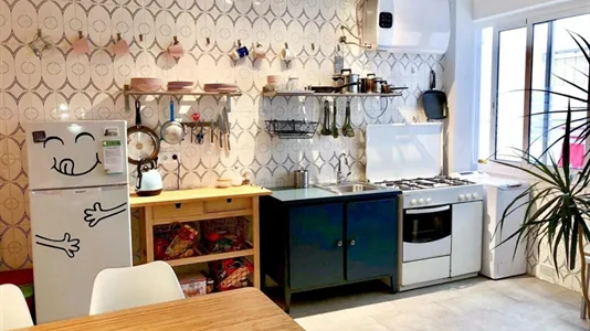 Rooms in Málaga - photo 7