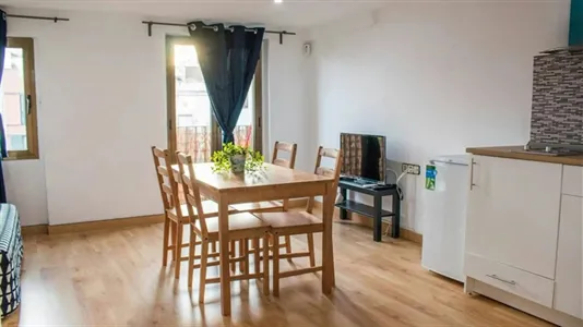 Apartments in Barcelona Ciutat Vella - photo 6
