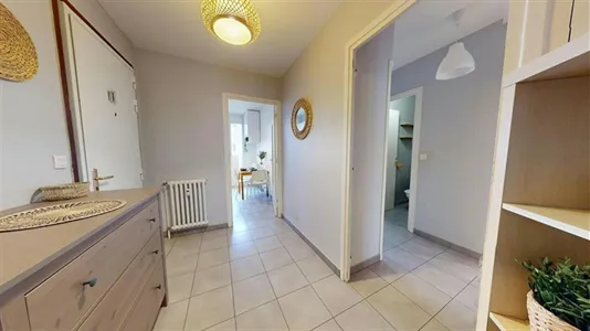 Rooms in Lyon - photo 9