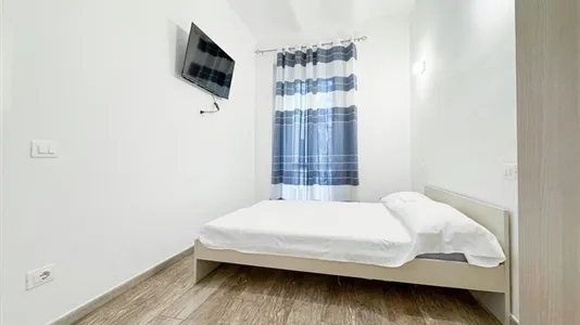Rooms in Florence - photo 2