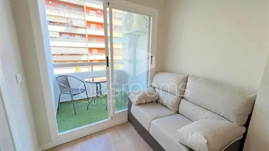 Rooms in el Camí de Vera - photo 9