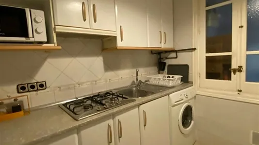 Rooms in Madrid Salamanca - photo 10