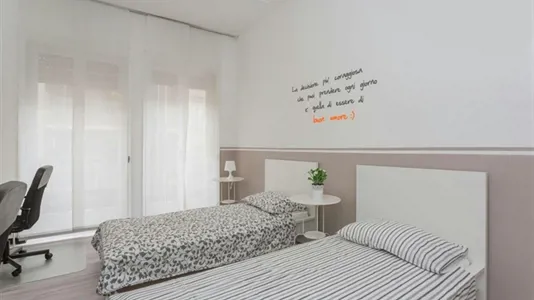 Rooms in Milano Zona 1 - Centro storico - photo 1