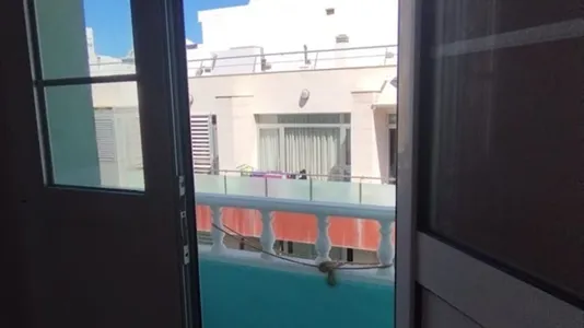 Rooms in Las Palmas de Gran Canaria - photo 6