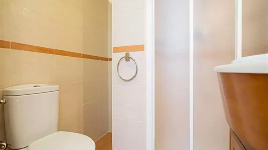 Rooms in Madrid Tetuán - photo 7