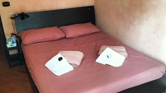 Rooms in Roma Municipio XII – Monte Verde - photo 1