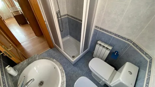 Rooms in Madrid Puente de Vallecas - photo 4