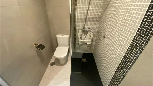 Rooms in Madrid Retiro - photo 7