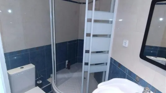 Rooms in Madrid Salamanca - photo 10