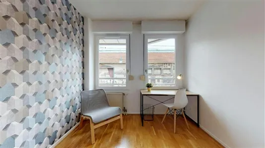 Rooms in Lyon - photo 2