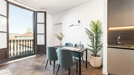 Apartments in Barcelona Ciutat Vella - photo 5