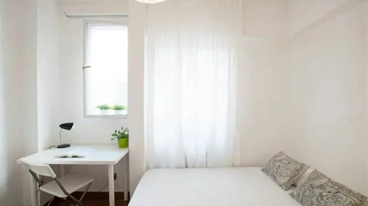 Rooms in Madrid Centro - photo 3