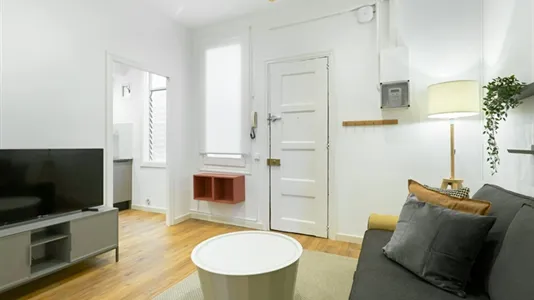 Apartments in Barcelona Ciutat Vella - photo 4