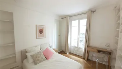 Room for rent in Paris 8ème arrondissement, Paris