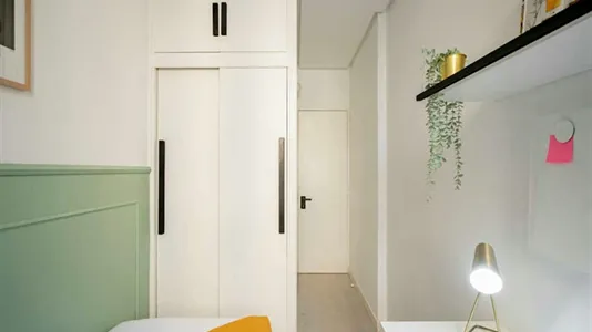 Rooms in Madrid Centro - photo 4