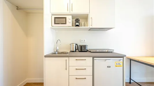 Apartments in Location is not specified - photo 9