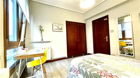 Rooms in Bilbao - photo 6