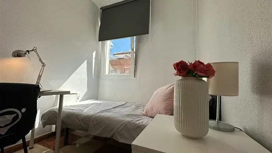 Rooms in Madrid Carabanchel - photo 2