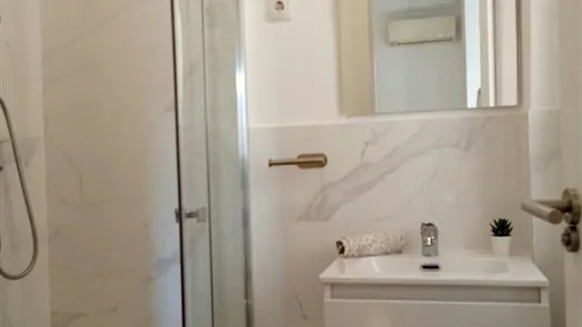 Rooms in Madrid Retiro - photo 10