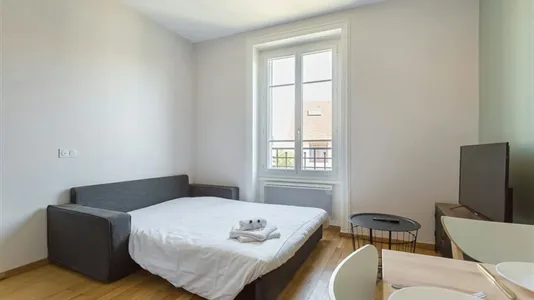 Apartments in Lyon - photo 7