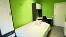 Room for rent, Barcelona, &lt;span class=&quot;blurred street&quot; onclick=&quot;ProcessAdRequest(9473967)&quot;&gt;&lt;span class=&quot;hint&quot;&gt;See streetname&lt;/span&gt;[xxxxxxxxxxxxx]&lt;/span&gt;