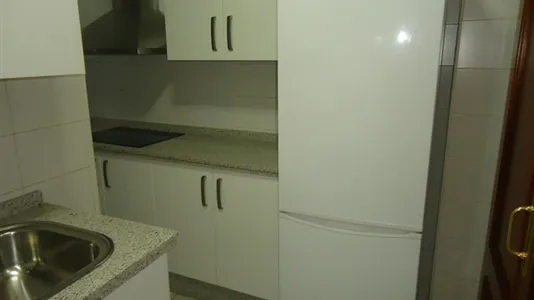 Rooms in Córdoba - photo 10