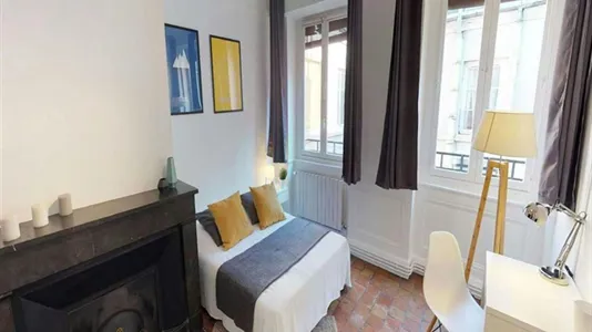 Rooms in Lyon - photo 1