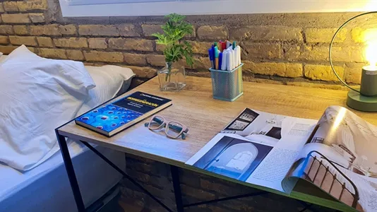 Rooms in Valencia Ciutat Vella - photo 5