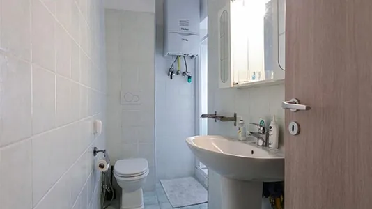 Rooms in Roma Municipio II – Parioli/Nomentano - photo 6