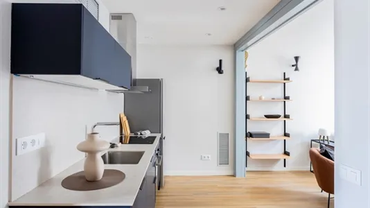 Apartments in Barcelona Ciutat Vella - photo 7