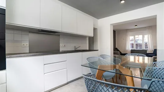 Rooms in Charleroi - photo 8