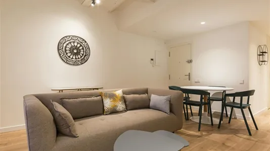 Apartments in Barcelona Ciutat Vella - photo 8