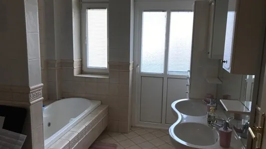 Rooms in Besnica - photo 4