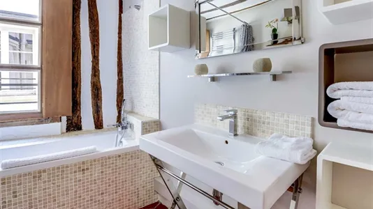 Apartments in Paris 3ème arrondissement - Marais - photo 8