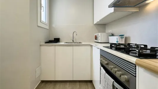 Rooms in Barcelona Gràcia - photo 7