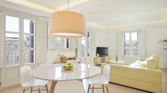 Apartments in Barcelona Ciutat Vella - photo 7